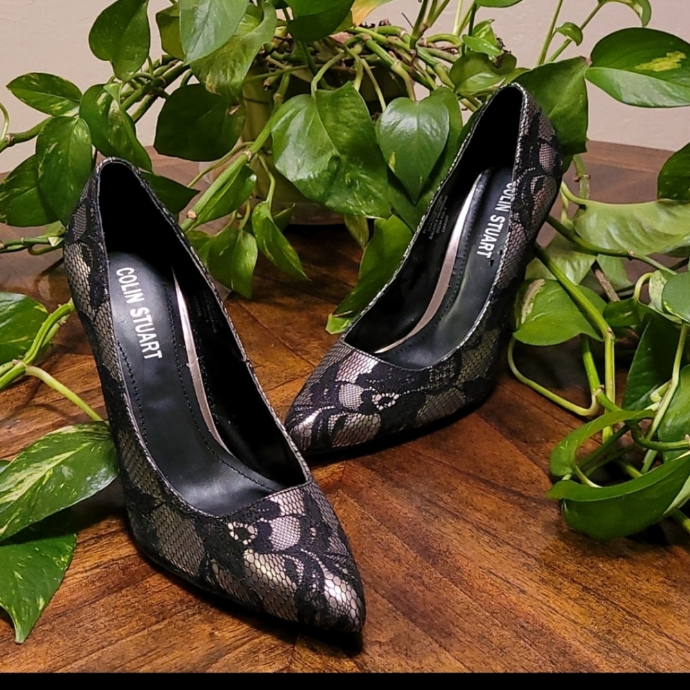 Colin Stuart black lace pump
